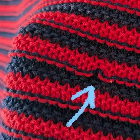 A.P.C. Knit Sleeveless Sweater Top - Picture 4 of 6